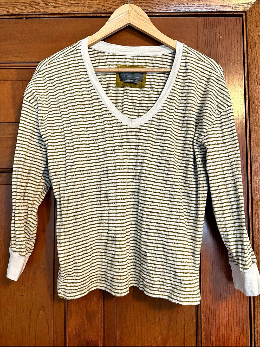 Anthropologie Striped V-Neck t-shirt in Green & White Size Medium